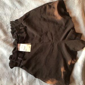 Lush women’s tie up shorts